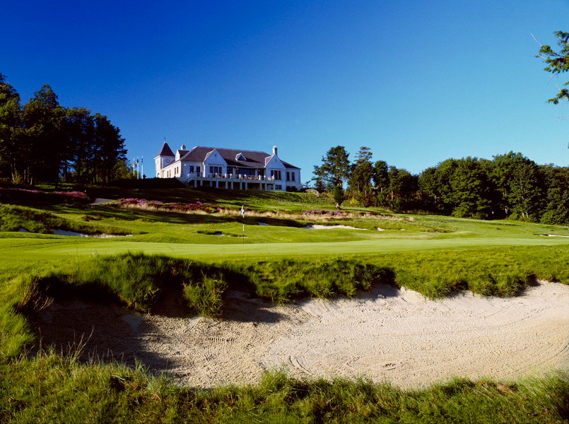 dukes_course_clubhouse